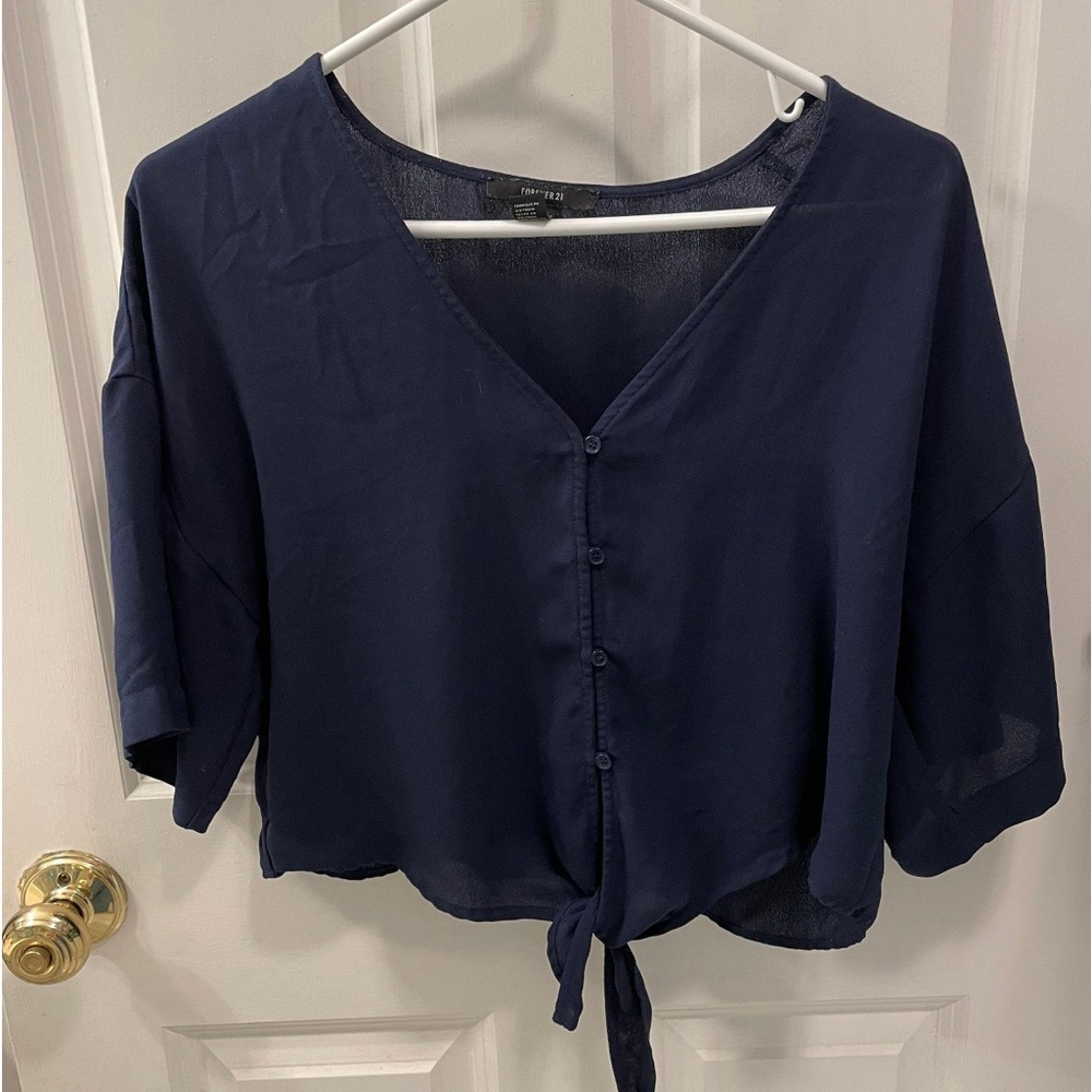 Forever 21 Navy Blue Tie Front Top in size small